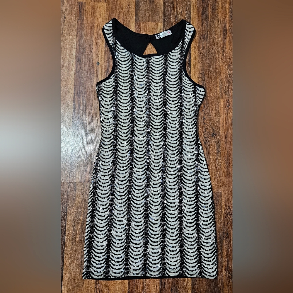 Body Central Black and White Patterned Mini Dress Size Small